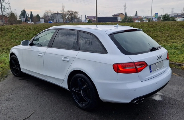 Audi A4 cena 44900 przebieg: 199000, rok produkcji 2013 z Żory małe 191